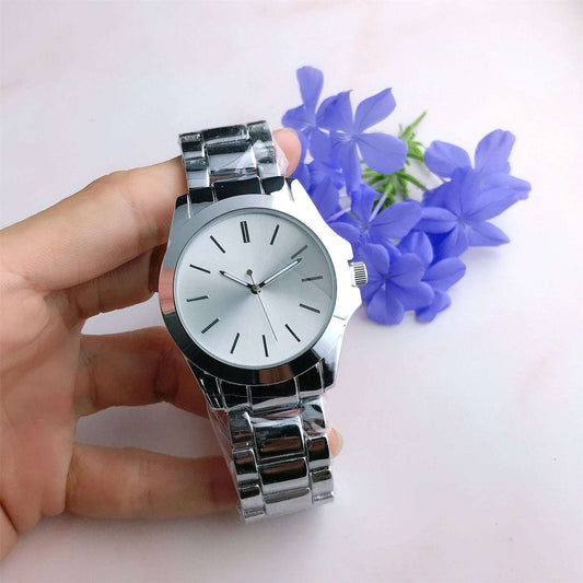 the best alternative watch available at Luxe Glow online store, the best affordable watch under 150$. a perfect first watch