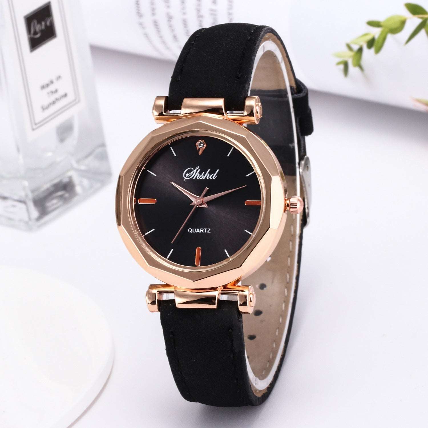 the best alternative watch available at Luxe Glow online store, the best affordable watch under 150$. a perfect first watch